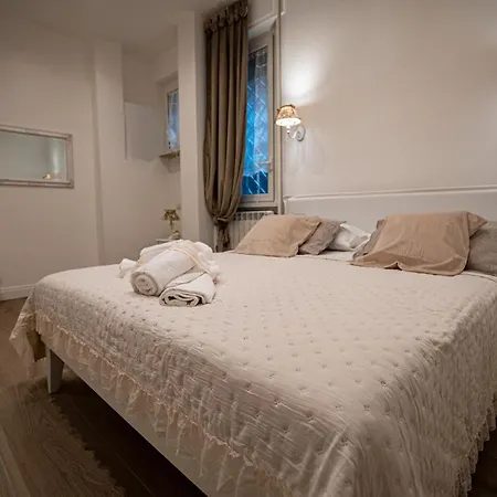 Apartamento Imperiale Colosseo *