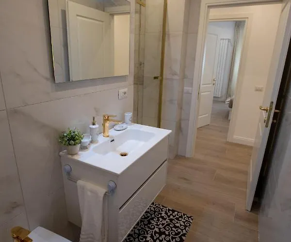 Apartment Imperiale Colosseo *